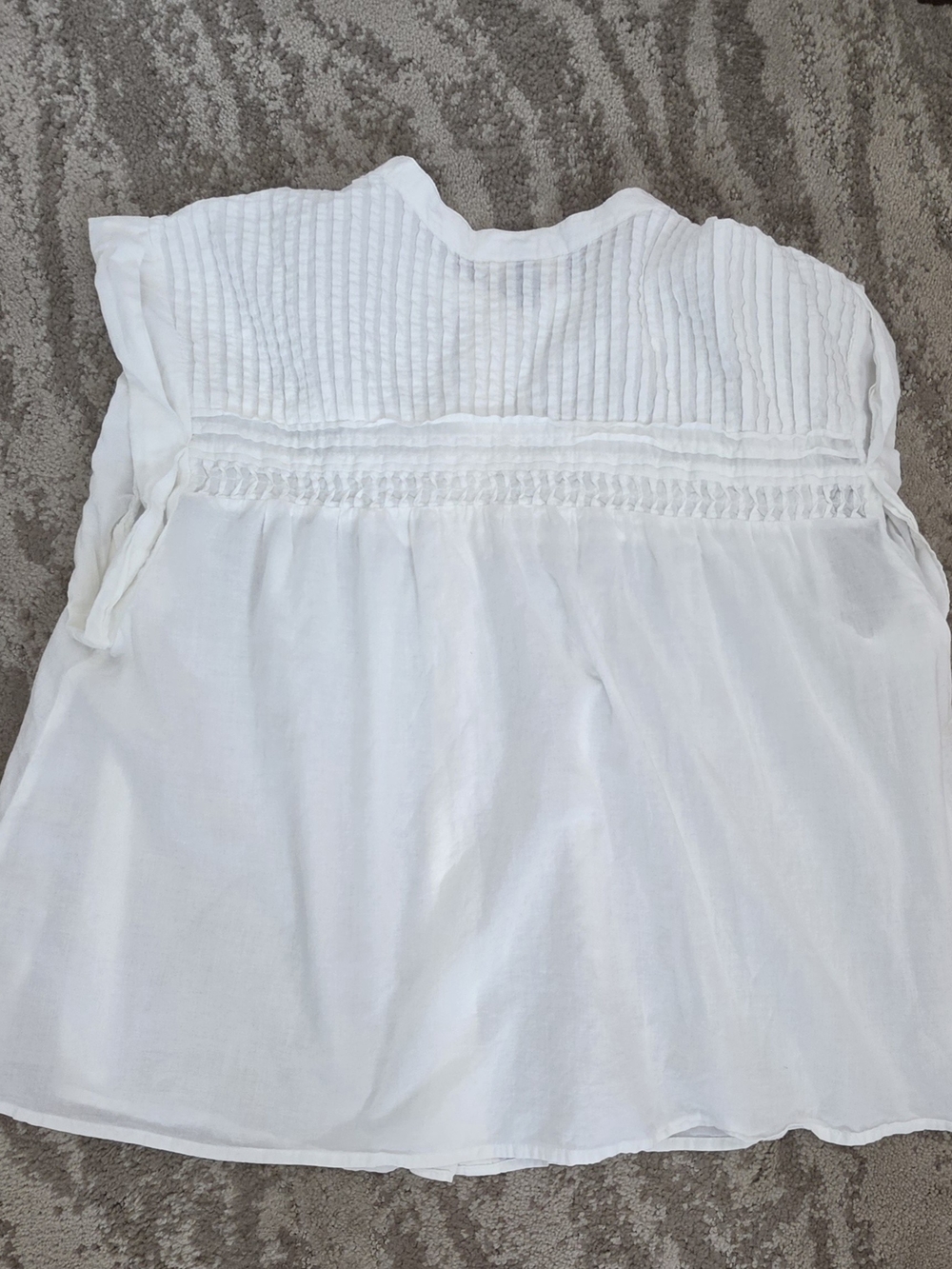 Universal Thread White Pintuck & Lace Button-Front Blouse - Picture 4 of 5